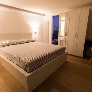 Casa Fabrizio Ai Gradoni Di Chiaia Appartamento Napoli
